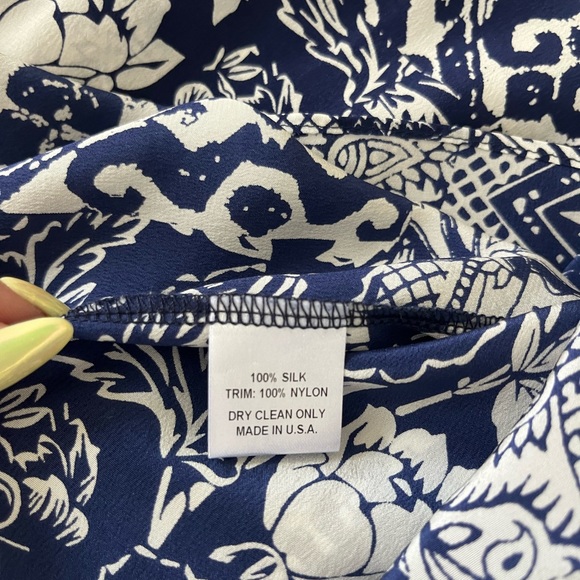 Alice & Trixie 100% Silk Navy Blue and White Blouse - Picture 6 of 6